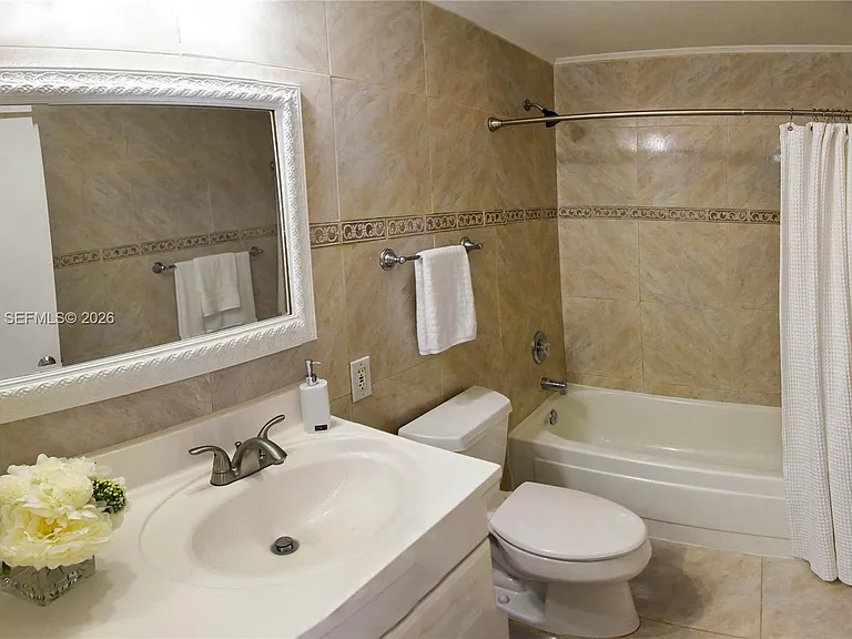 9611 SW 77th Ave #206A — Photo 14