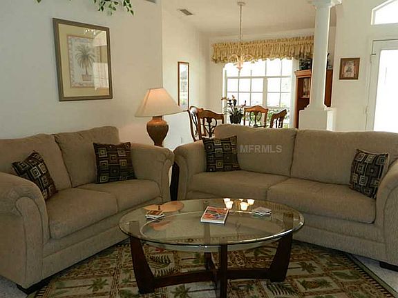 5th image of 742 Rotonda Cir