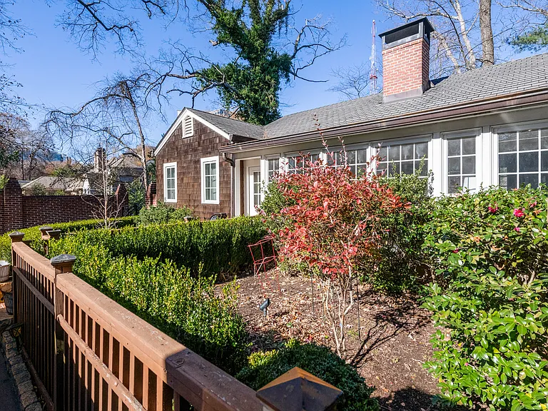 63 Beverly Rd NE #GUEST HOUSE — Photo 43