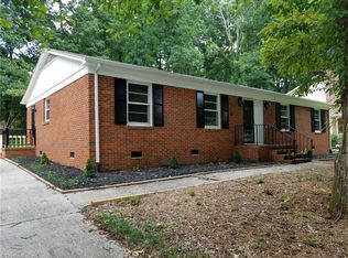 528 Dogwood Ct, High Point, NC 27260
