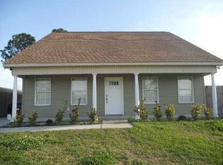 5917 Three Oaks Ct, Marrero, LA 70072