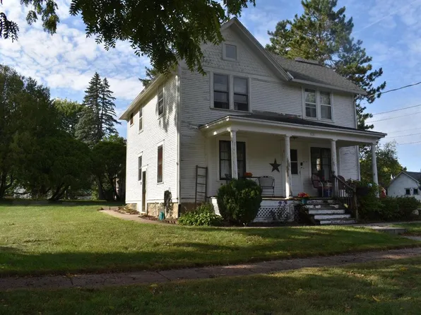 630 South Main Street, Columbus, WI 53925