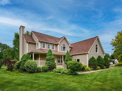 1 Spring Mdws, South Hadley, MA, 01075