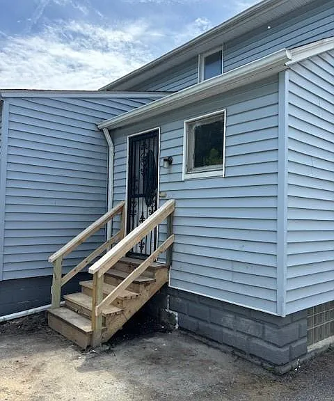 10613 Nelson Ave — Photo 14