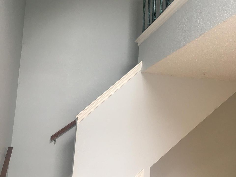 2nd image of 9803 Walnut St #201