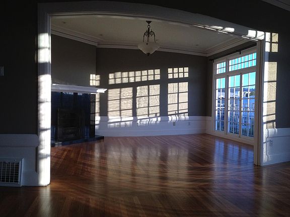 3rd image of 151 8th Ave