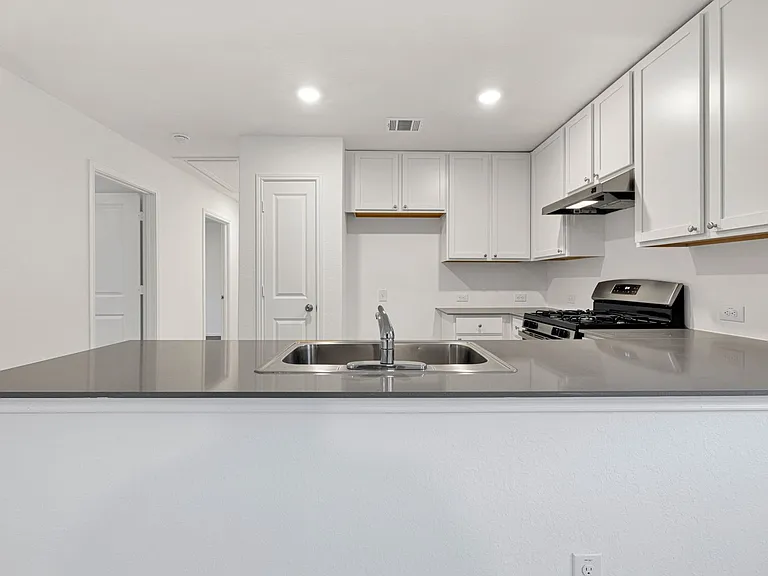9206 Selene Pl — Photo 8