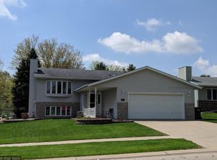 4108 Valley Dr NW, Rochester, MN 55901