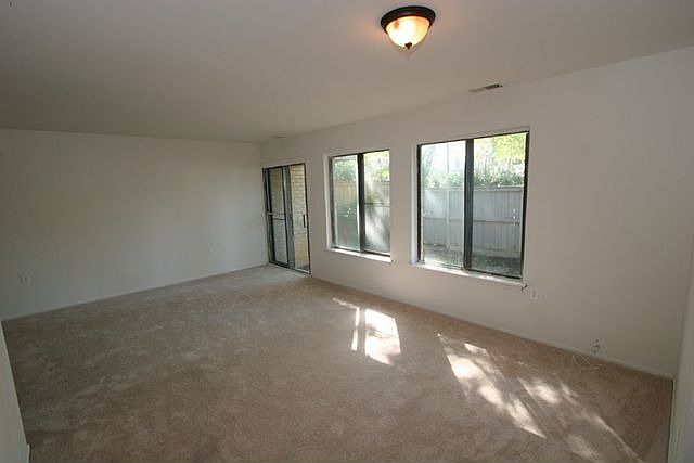 2nd image of 5814 Barnwood Pl