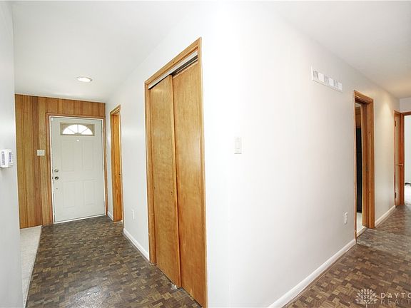 3rd image of 1209 Westminster Dr