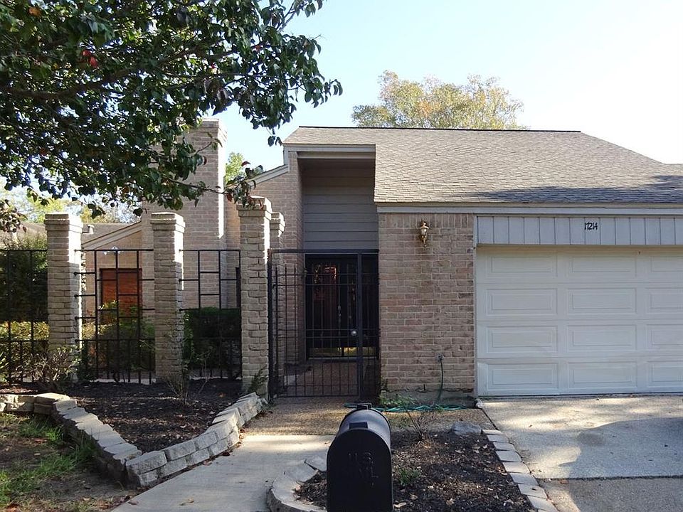1st image of 17214 Meadow Butte Dr