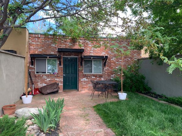 1104 Columbine Ct APT 2