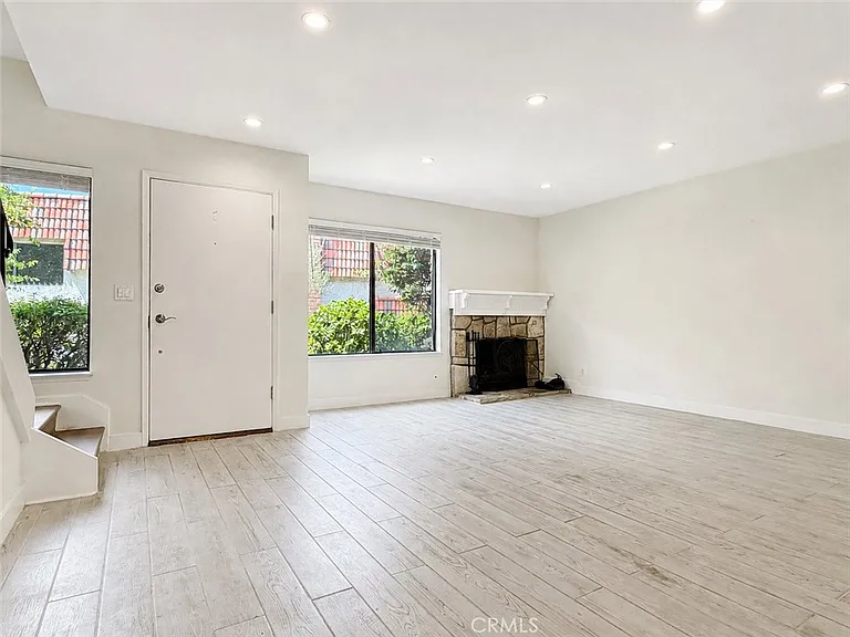 27943 Ridgebrook Ct — Photo 5