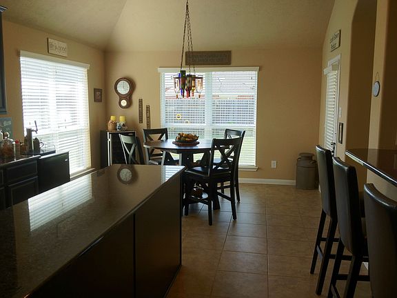 Kitchen / Breakfast
