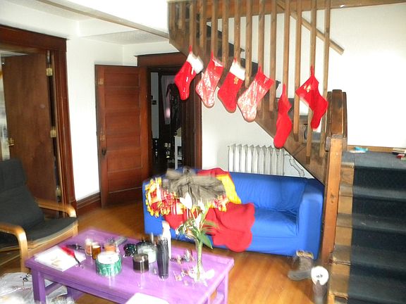 5th image of 1309 E Hennepin Ave #4