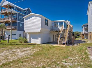 221 Topsail Rd, North Topsail Beach, NC 28460