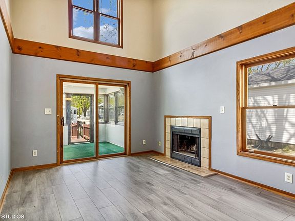 3rd image of 222 Largemouth Ln