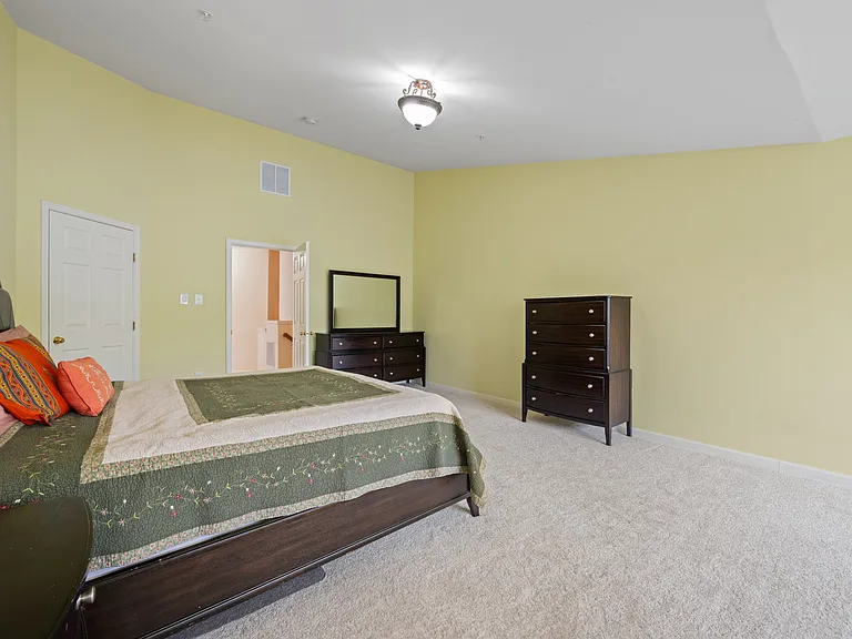 10745 Hillingdon Rd — Photo 31