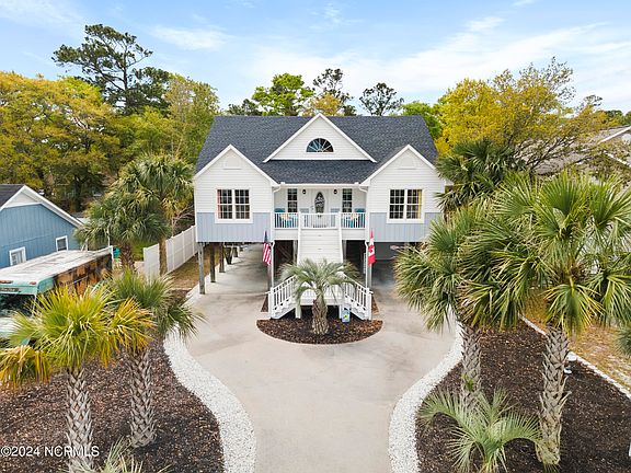 2nd image of 2205 W Oak Island Drive