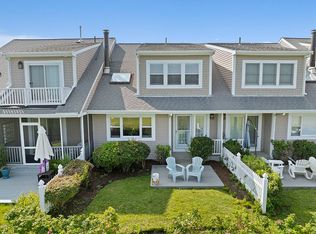 11 Brigantine Ln, Quincy, MA 02171