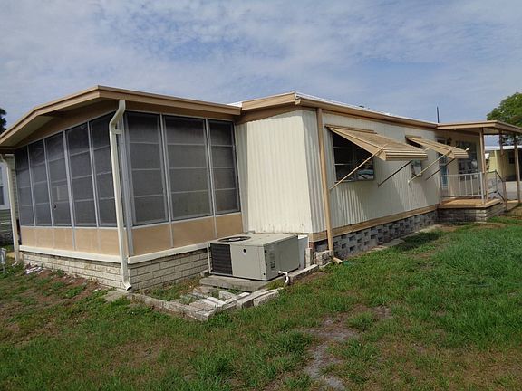 5th image of 5817 Eastlake Dr #91
