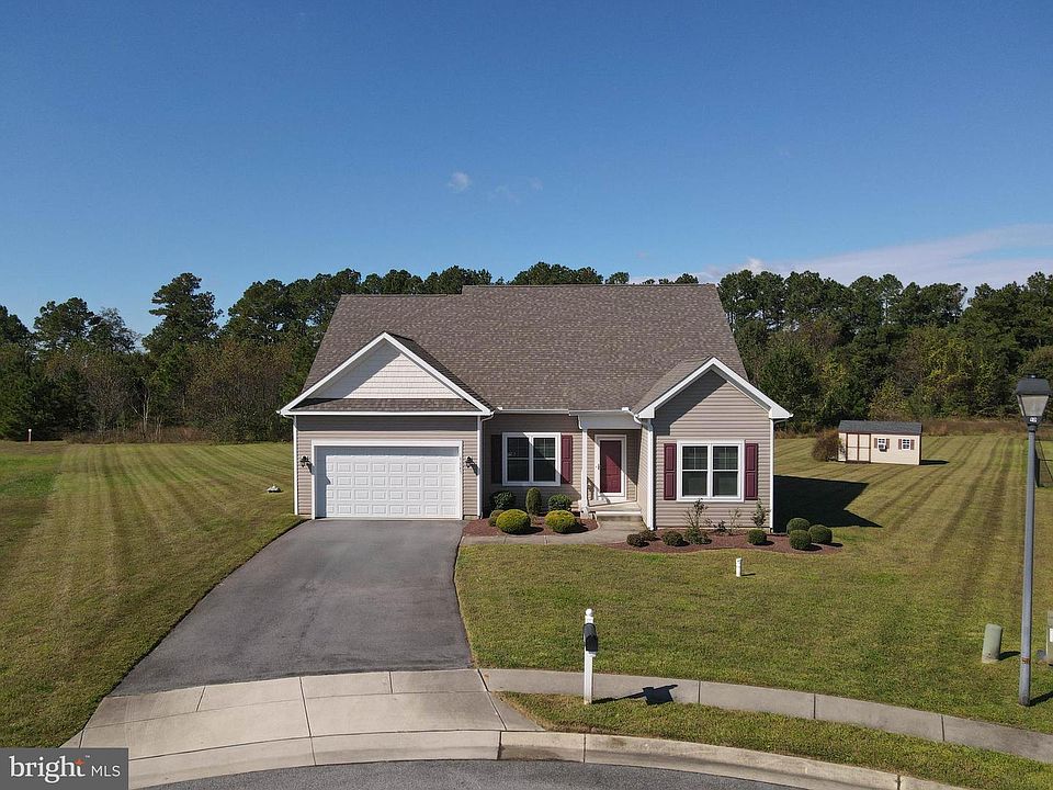1st image of 7545 Broad Creek Cir