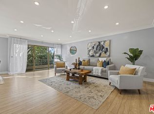 910 S Holt Ave APT 101, Los Angeles, CA 90035