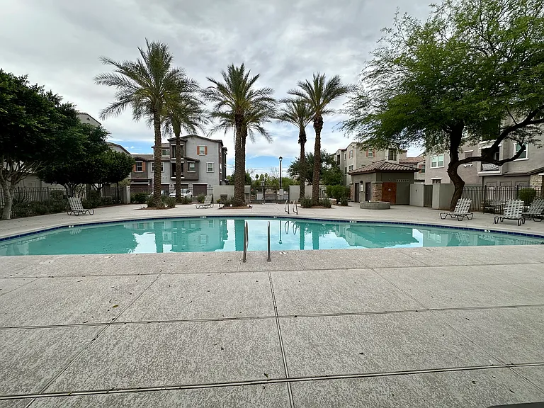 2351 E Hidalgo Ave — Photo 9