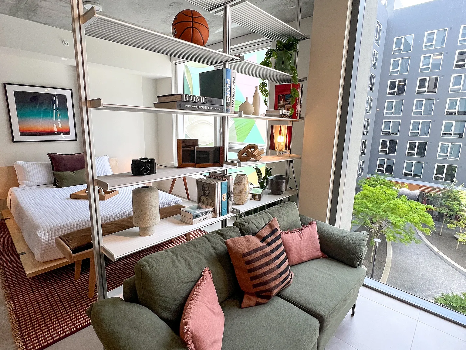 Studio, 500 sqft, $2,098 — Photo 3