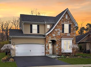 175 W Renaissance Blvd, Farmingdale, NJ 07727