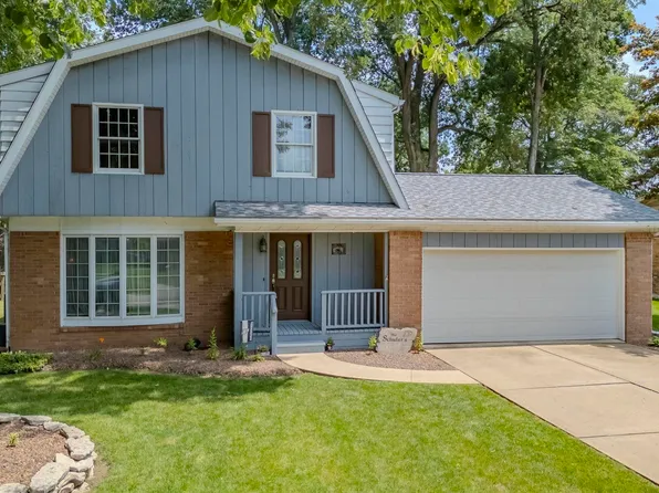 1047 Saint James Ct, Wabash, IN 46992