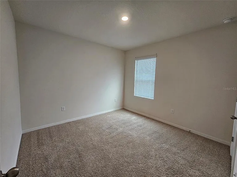 1387 Berry Ln — Photo 30