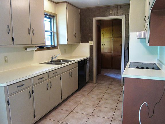 5th image of 4625 Ebonwood Ln