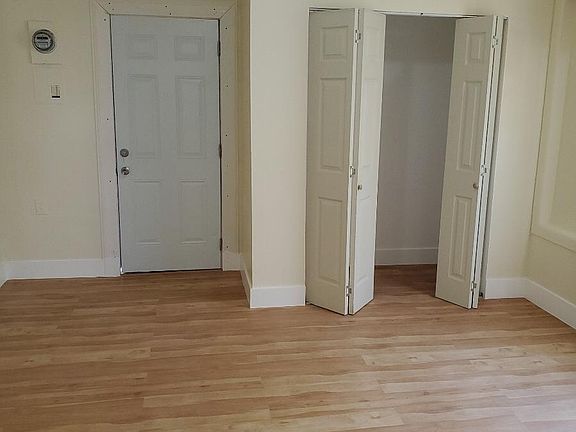 3rd image of 732 NW 12th Ct #1