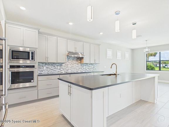 5th image of 4088 Basket Oak Cir