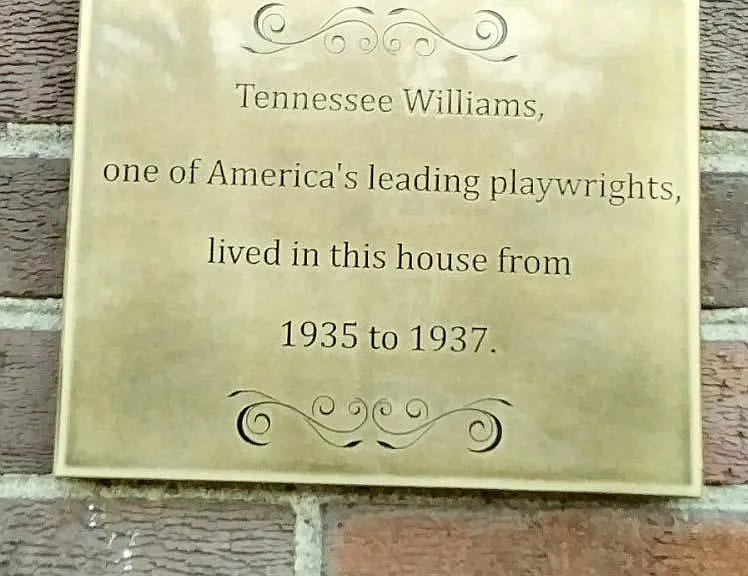 Memorial plaque