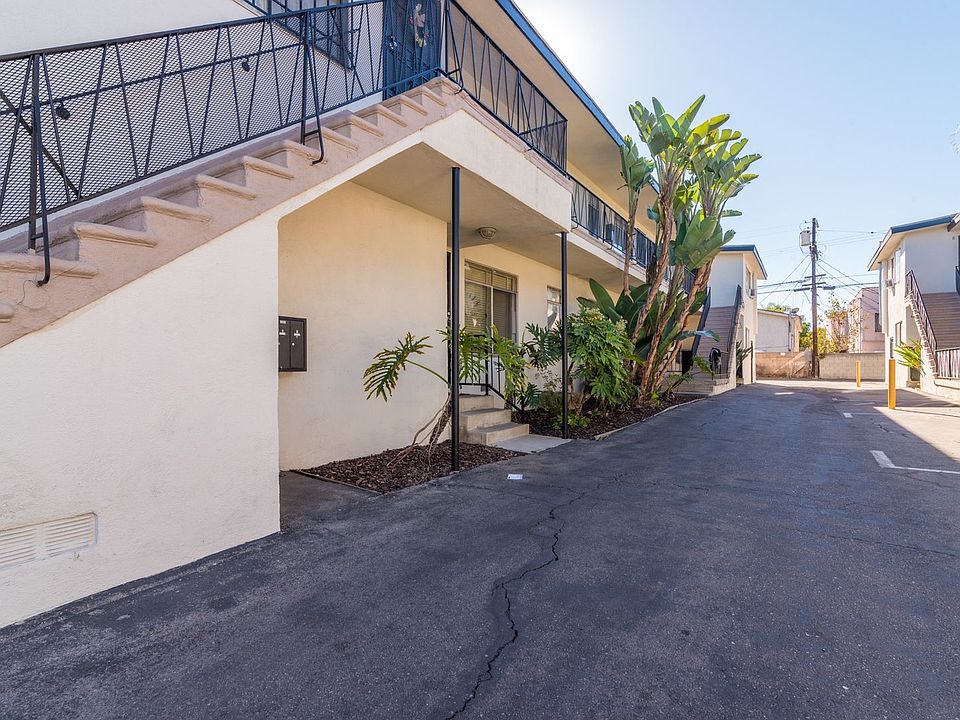 1st image of 4848 Saint Elmo Dr #3