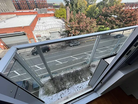 Rented by Tapiro Realty | media 7