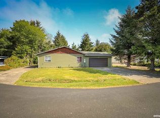 2465 SW Fairway Cir, Waldport, OR 97394
