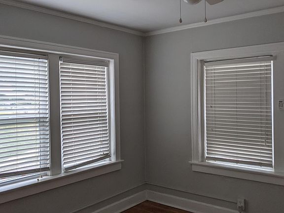 5th image of 127 E 46th St #10