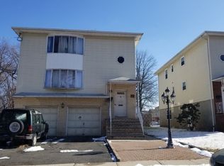 839 Walnut St, Roselle, NJ 07203