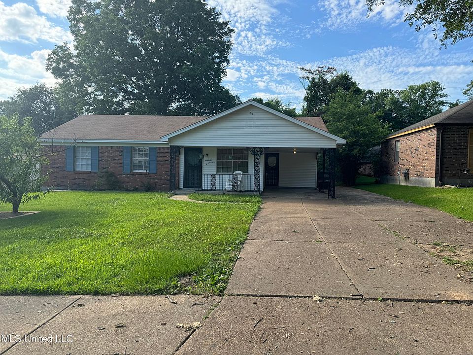 1st image of 1914 Colonial Hills Dr