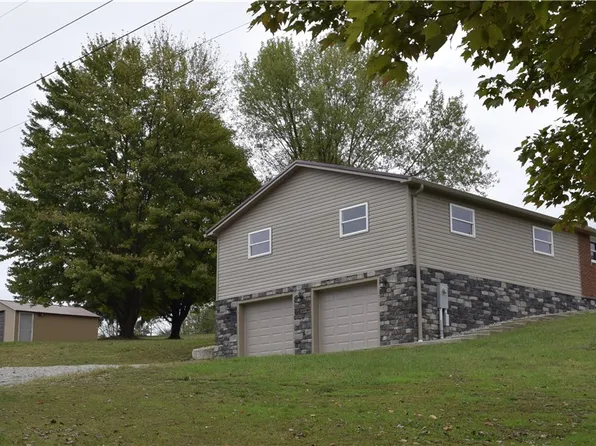 110 Peiffer Ln, Ligonier, PA 15658