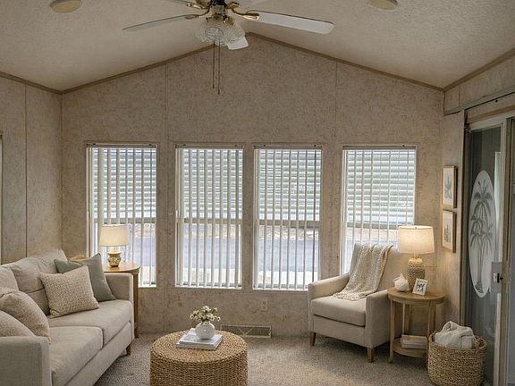 2nd image of 93 Circle Rdg #202