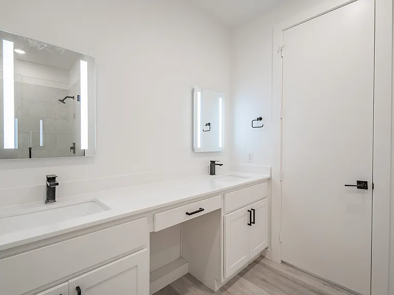 4808 San Jacinto St #203 — Photo 17