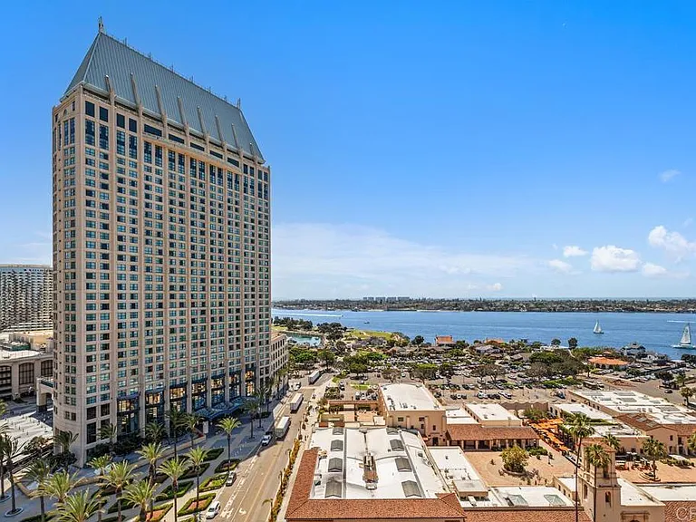 700 W Harbor Dr W #1703 — Photo 18