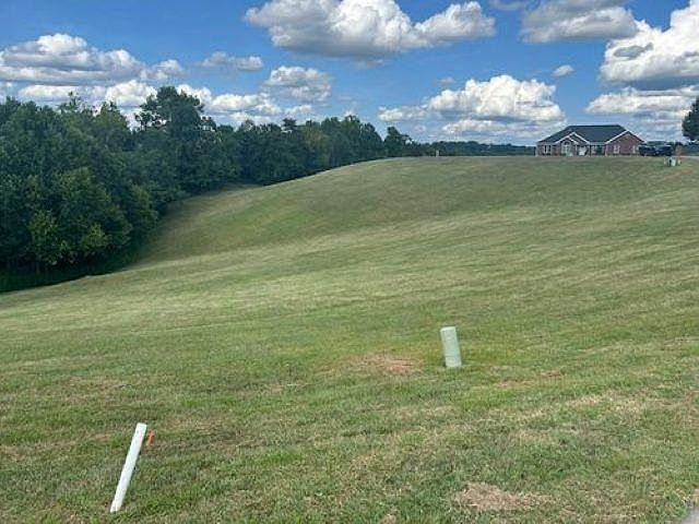 2nd image of 5 Village View Dr