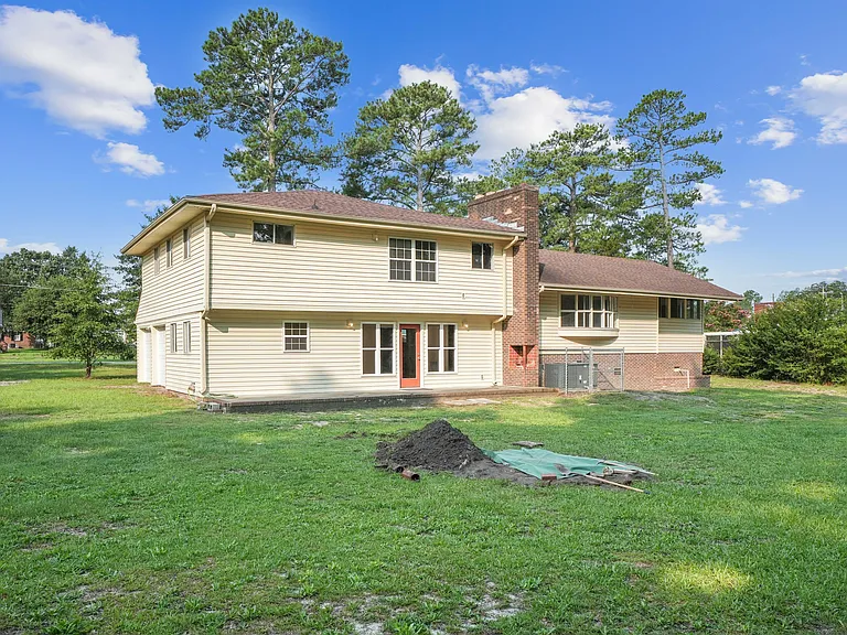 607 Longleaf Ave — Photo 5