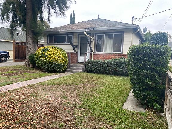5th image of 480 Fuller Ave