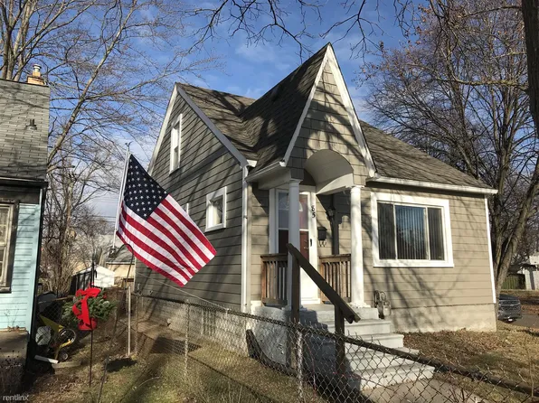 85 E Strathmore Ave, Pontiac, MI 48340